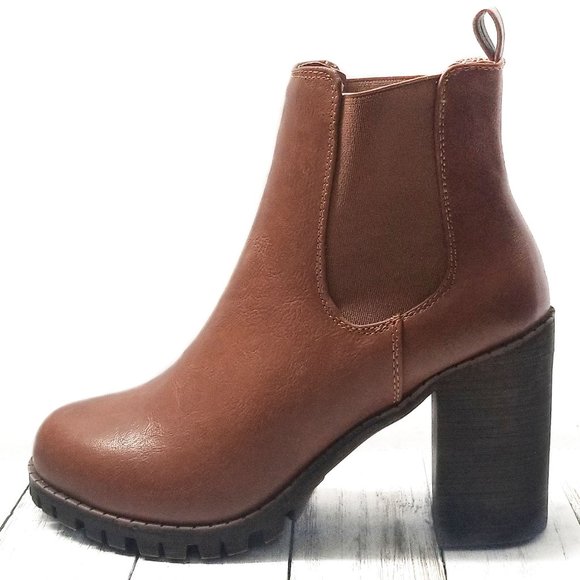 New Tan Chelsea Elastic Chunky Heel Ankle Boots Booties - Picture 2 of 4